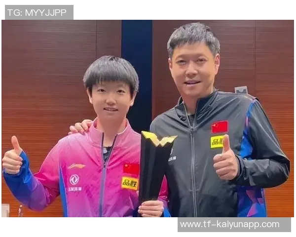 热心市民杰伦布朗发起慈善保龄球赛队友教练及工作人员积极参与助力公益