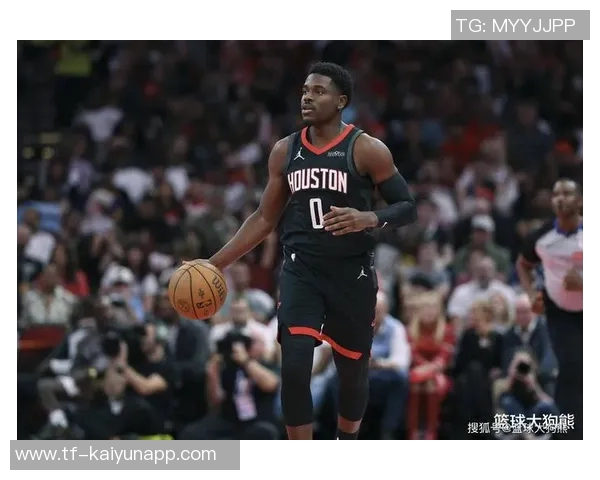 火箭半场战绩领先太阳9分阿门表现出色谢泼德状态低迷狄龙布克各有贡献