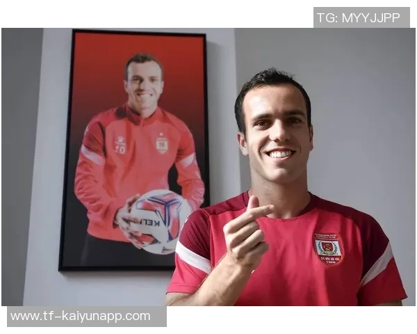 灵性瞬间国安角球战术运用塞尔吉尼奥巧妙一蹭成功破门