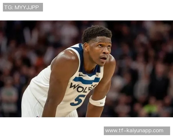 拉塞尔表现低迷但关键时刻助森林狼赢球引发热议 拉塞尔表现低迷但关键时刻助森林狼赢球引发热议