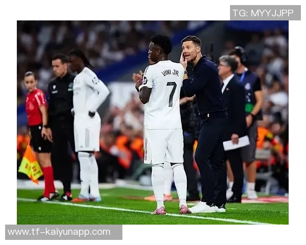 西媒曝皇马提前飞毕巴引发球员不满阿隆索帅位面临巨大压力