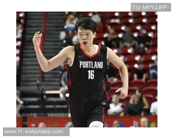 比卢普斯谈杨瀚森的魅力孩子们被他的体型和互动方式深深吸引