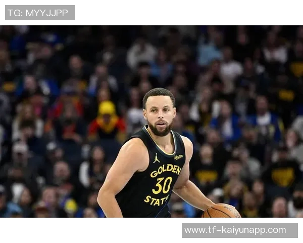 库里点评比赛表现称本应获胜关键时刻防守失误影响结果